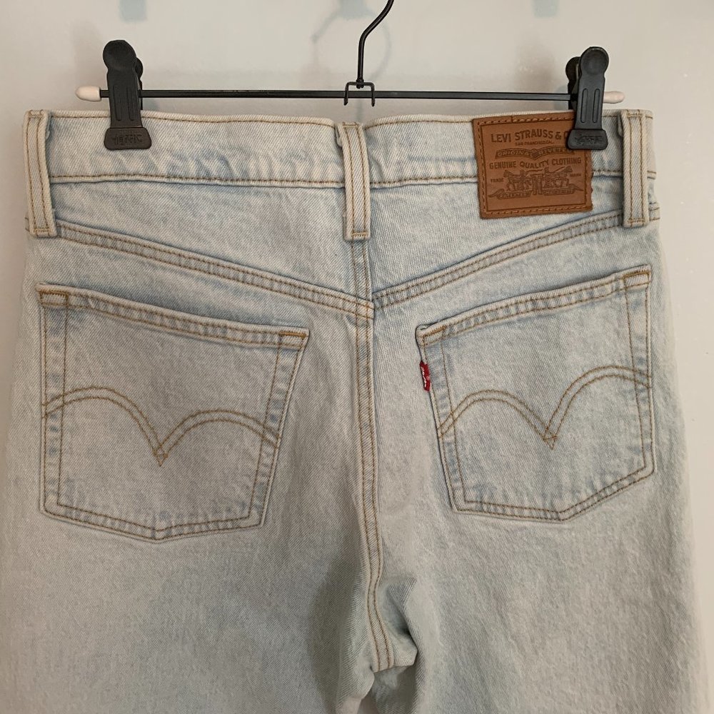 Levi's Wedgie Fit Women's Ankle Jeans